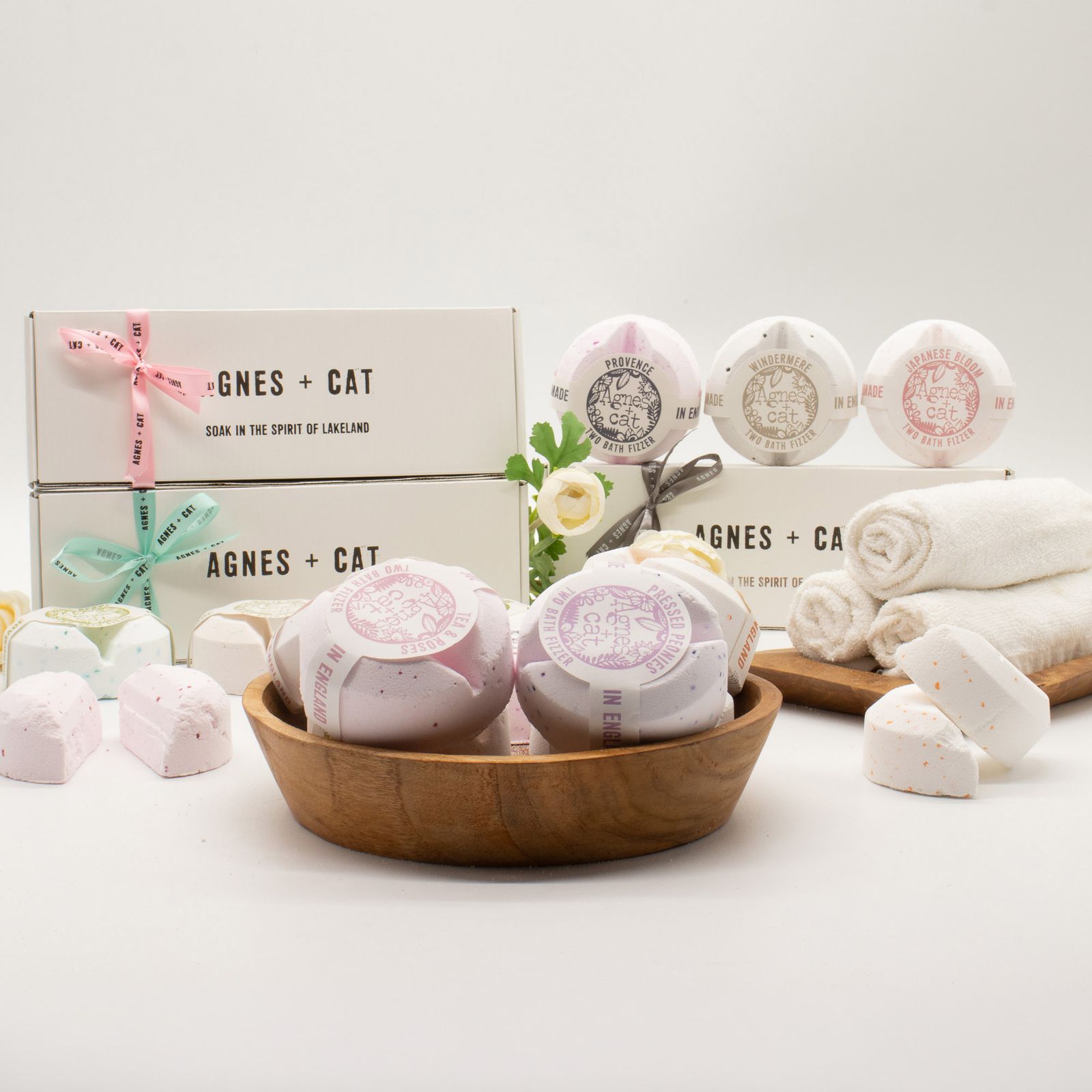 Agnes + Cat vonios bombų dovanų rinkinys „Floral & Citrus“